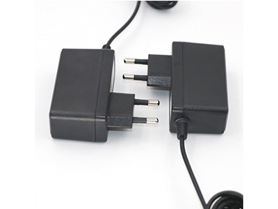 差别输出电流的适配器都能混着用吗？