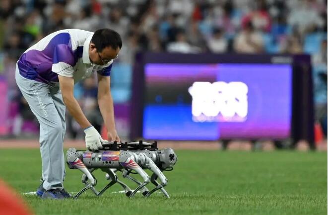 深圳尊龙凯时充电器赋能杭州亚运会